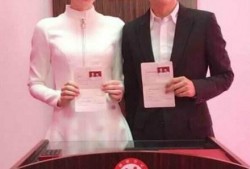 撒贝宁爱爆料的视频,那些你不知道的幕后爆料瞬间