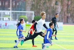爆料足球趣事视频,揭秘那些爆笑足球趣事