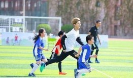 爆料足球趣事视频,揭秘那些爆笑足球趣事